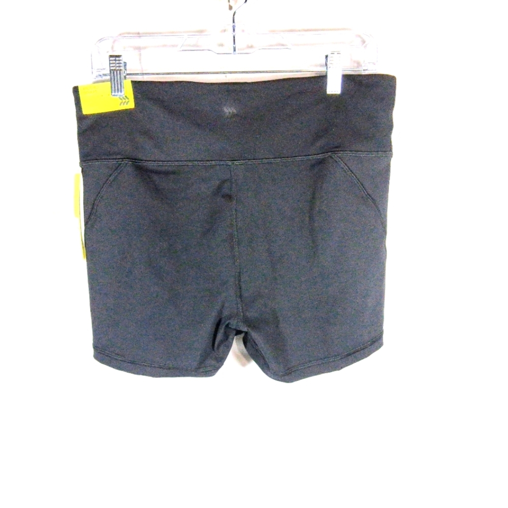 Women's 32" XL High Waisted NWT  Soft Sleek Waistband Stretch Black Bike Shorts